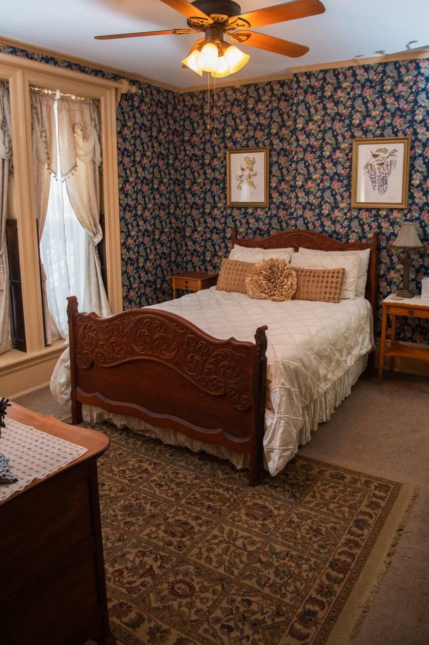Spencer House Bed & Breakfast Эри Экстерьер фото